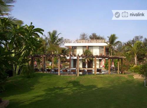 360° Beach Retreat Candolim Exterior photo