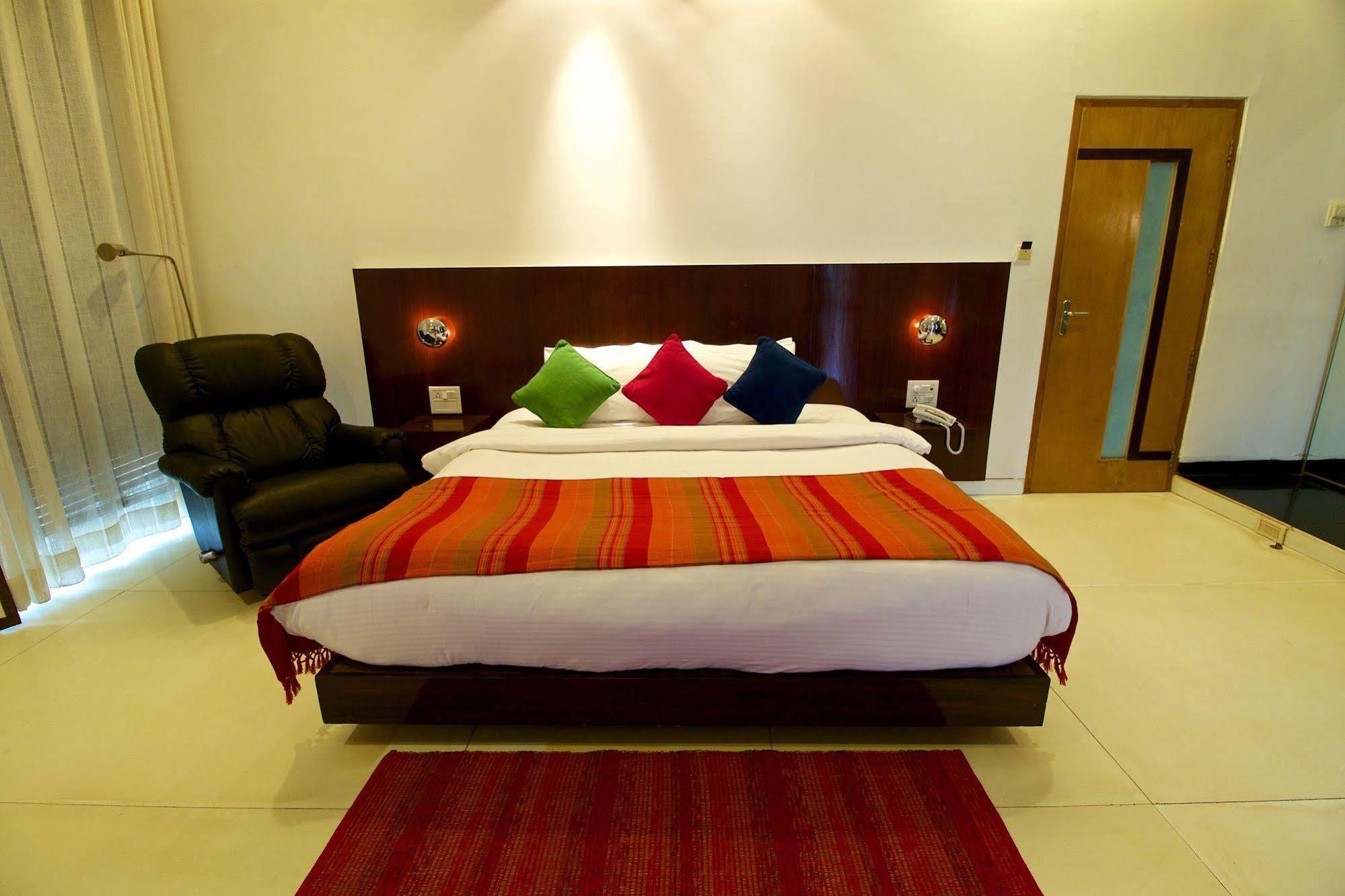 360° Beach Retreat Candolim Exterior photo