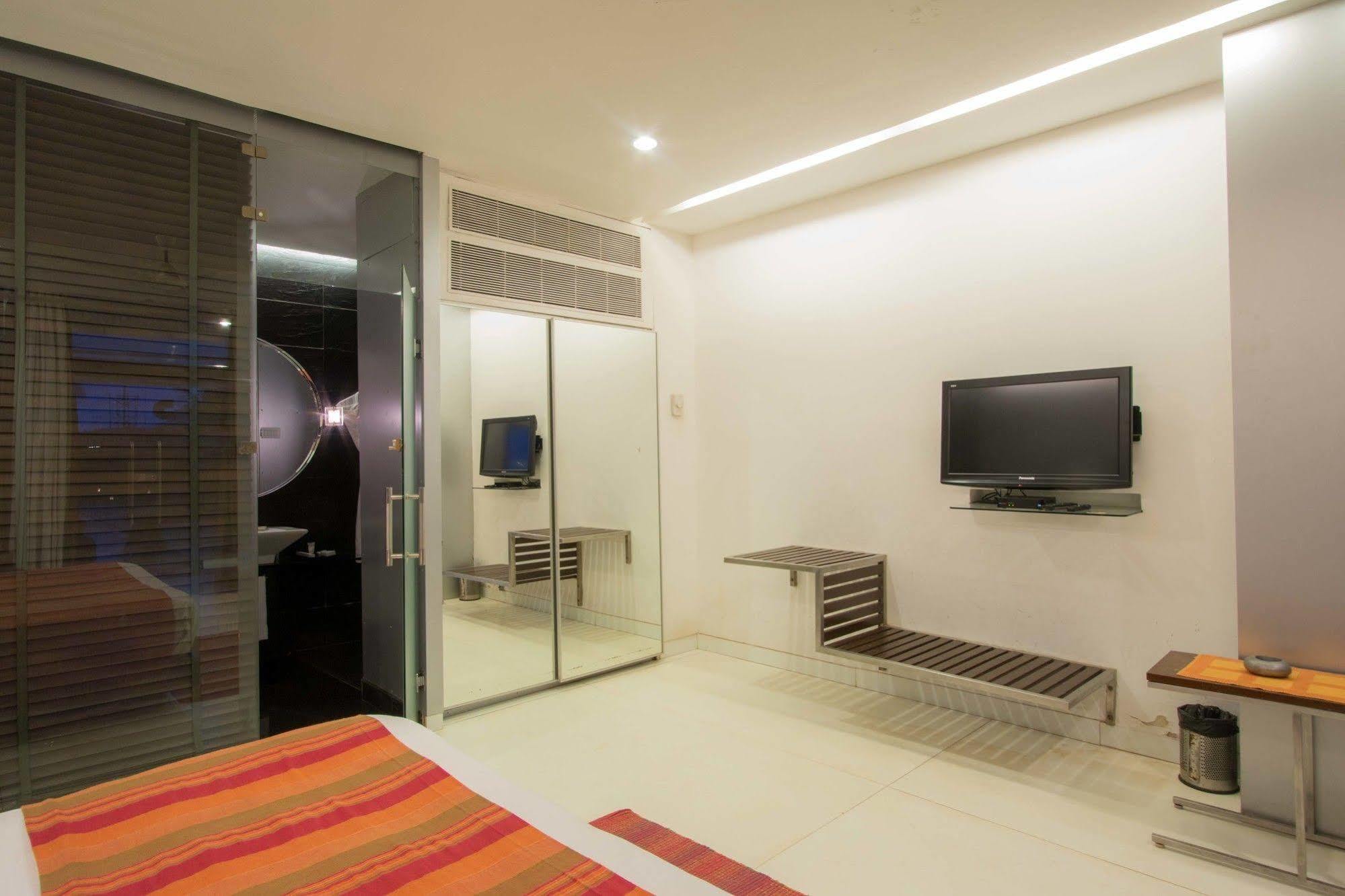 360° Beach Retreat Candolim Exterior photo