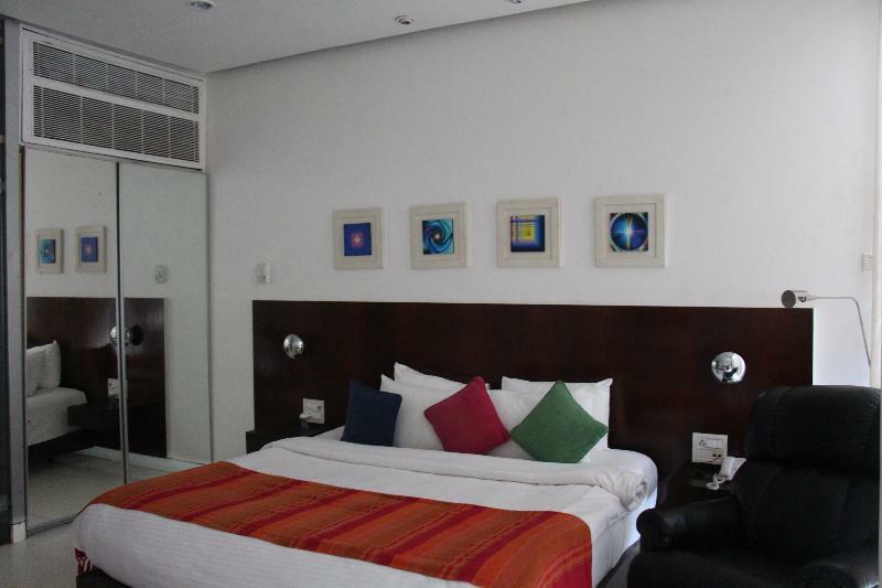 360° Beach Retreat Candolim Exterior photo